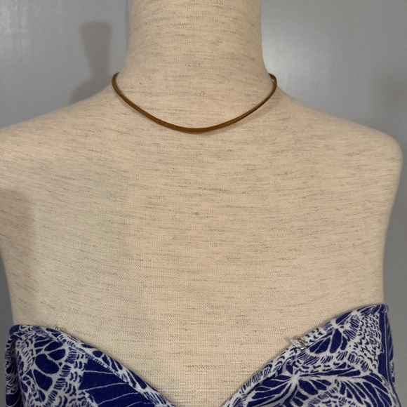 Minimalist Brown Suede Choker Necklace - Picture 5 of 5